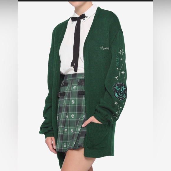 Warner Bros. Sweaters - Harry Potter Slytherin Oversized Girls Open Cardigan SM